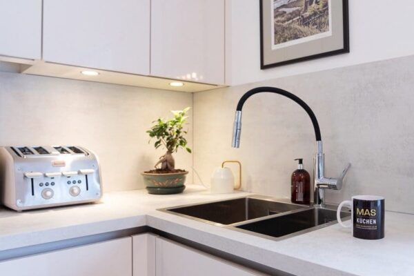 White, Modern, Handleless Kitchen with Island