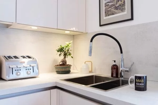 White, Modern, Handleless Kitchen with Island