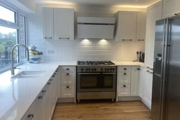 Traditonal, Light Shaker Style Kitchen