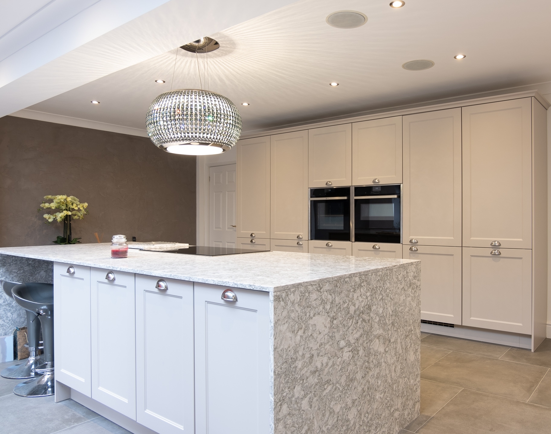 Light Granite Kitchen