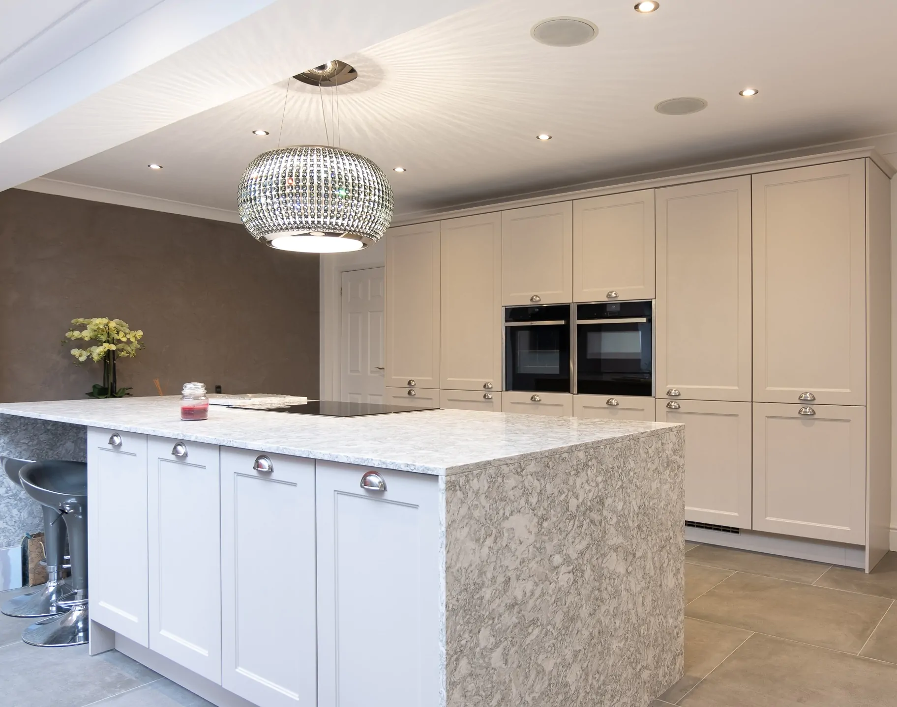 Light Granite Kitchen